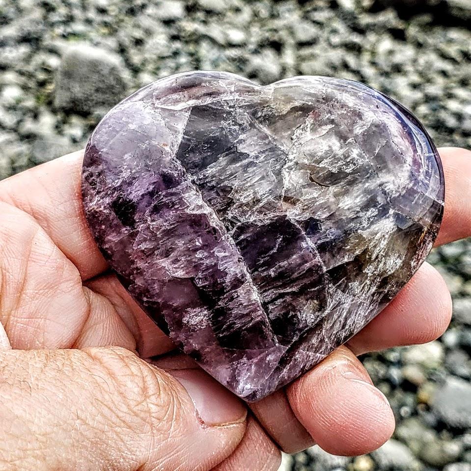 Fabulous Super 7 Love Heart Carving From Brazil #2 - Earth Family Crystals