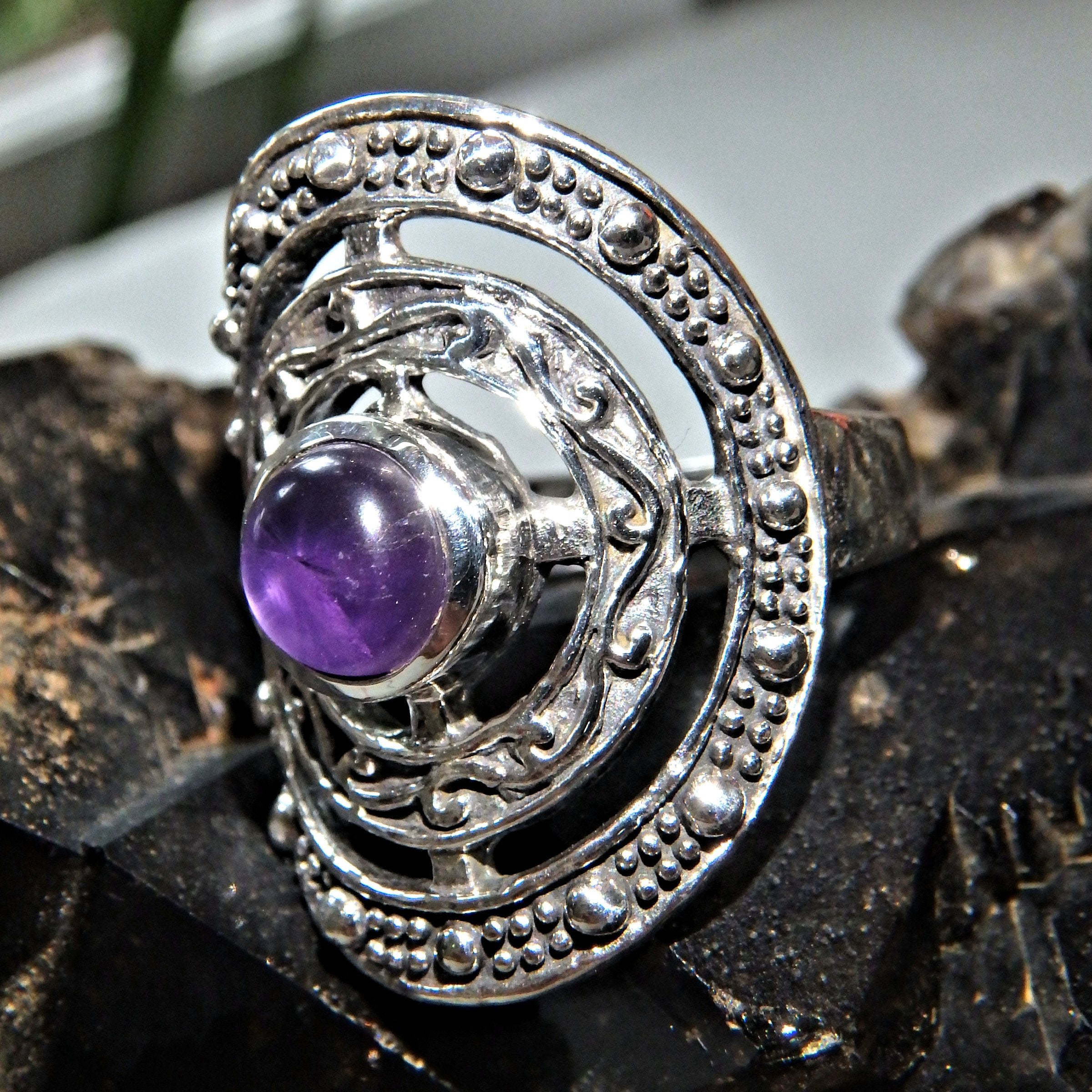 Optical Purple Amethyst Statement  Gemstone Ring in Sterling Silver (Size 8)