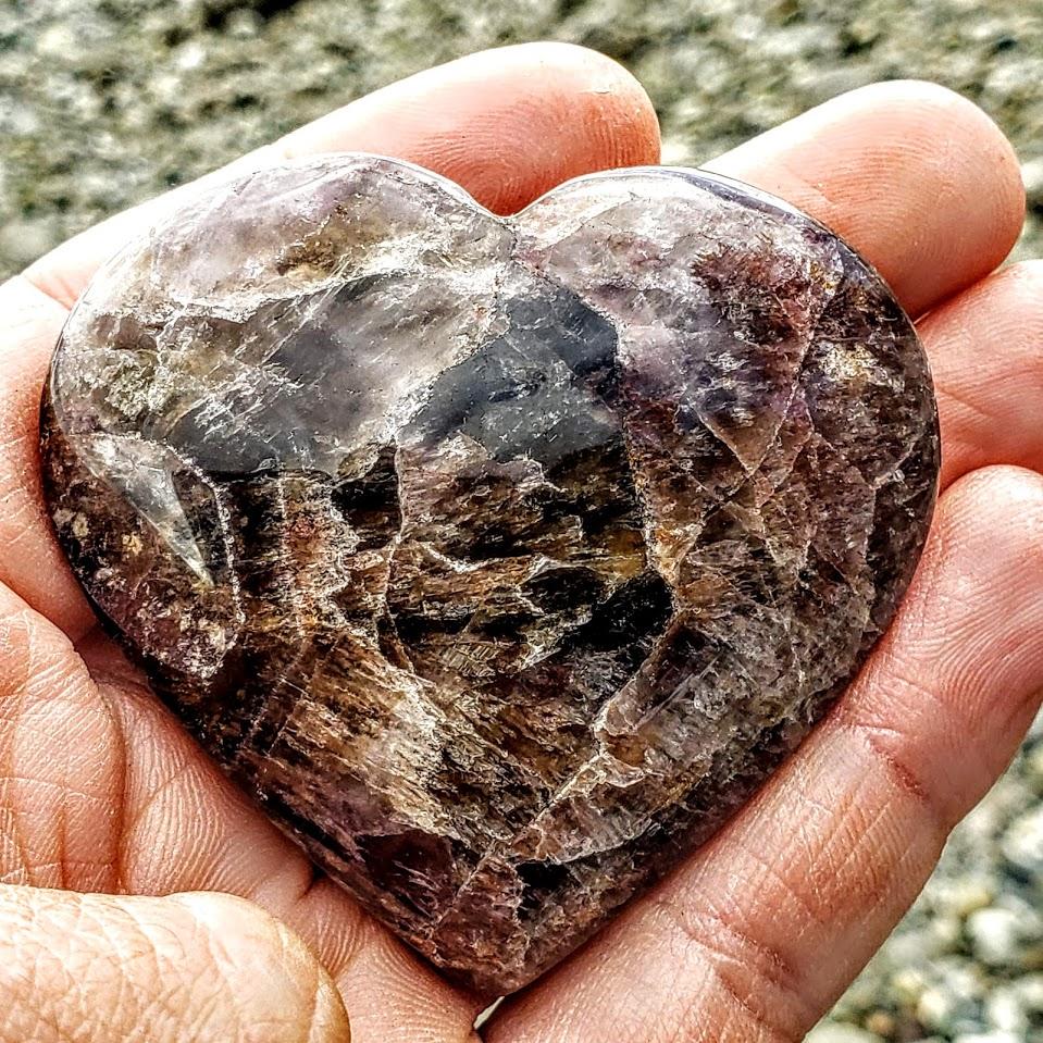 Fabulous Super 7 Love Heart Carving From Brazil #5 - Earth Family Crystals