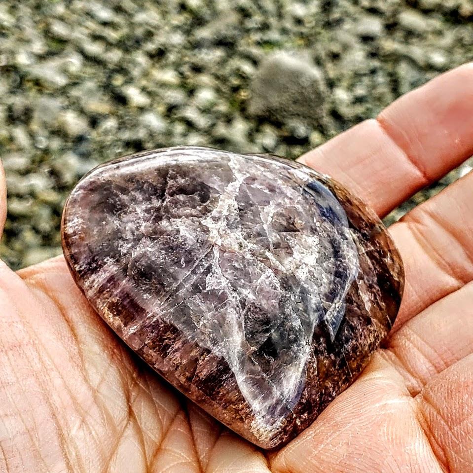 Fabulous Super 7 Love Heart Carving From Brazil #5 - Earth Family Crystals