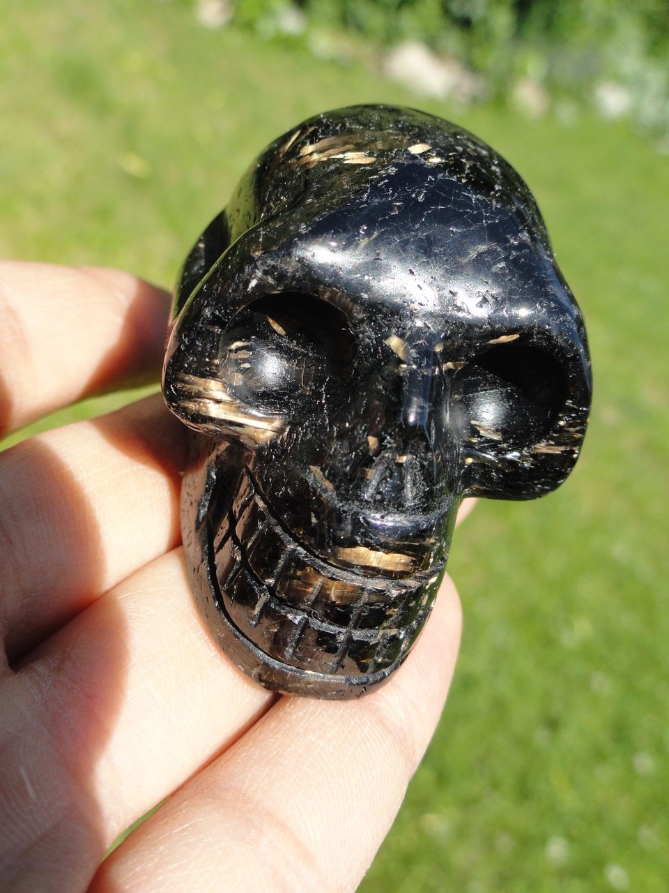 NUUMMITE CRYSTAL SKULL~ Stone of The Sorcerers - Earth Family Crystals