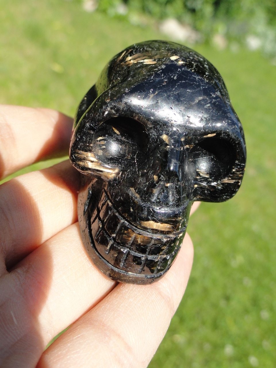 NUUMMITE CRYSTAL SKULL~ Stone of The Sorcerers - Earth Family Crystals