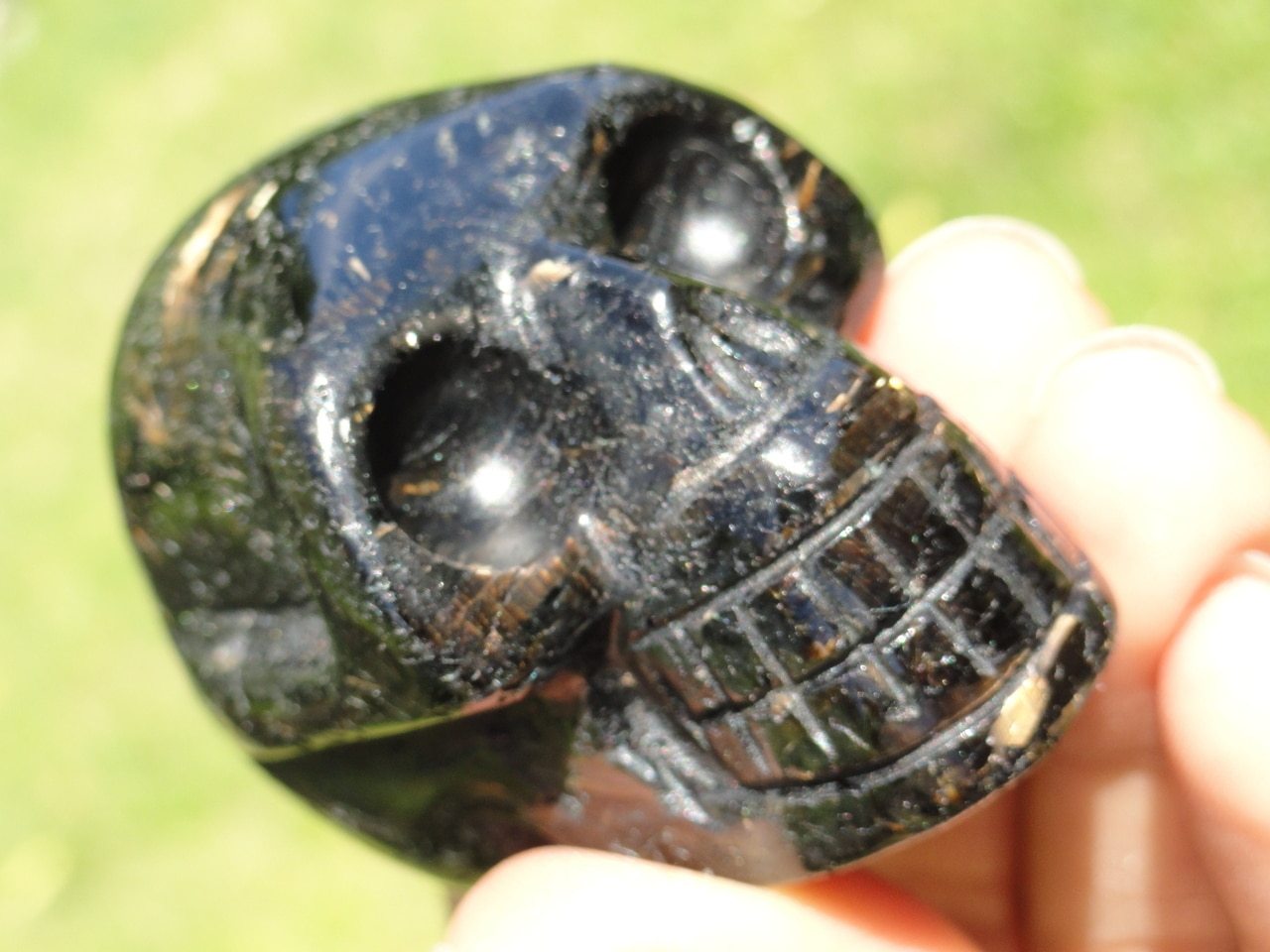 NUUMMITE CRYSTAL SKULL~ Stone of The Sorcerers - Earth Family Crystals