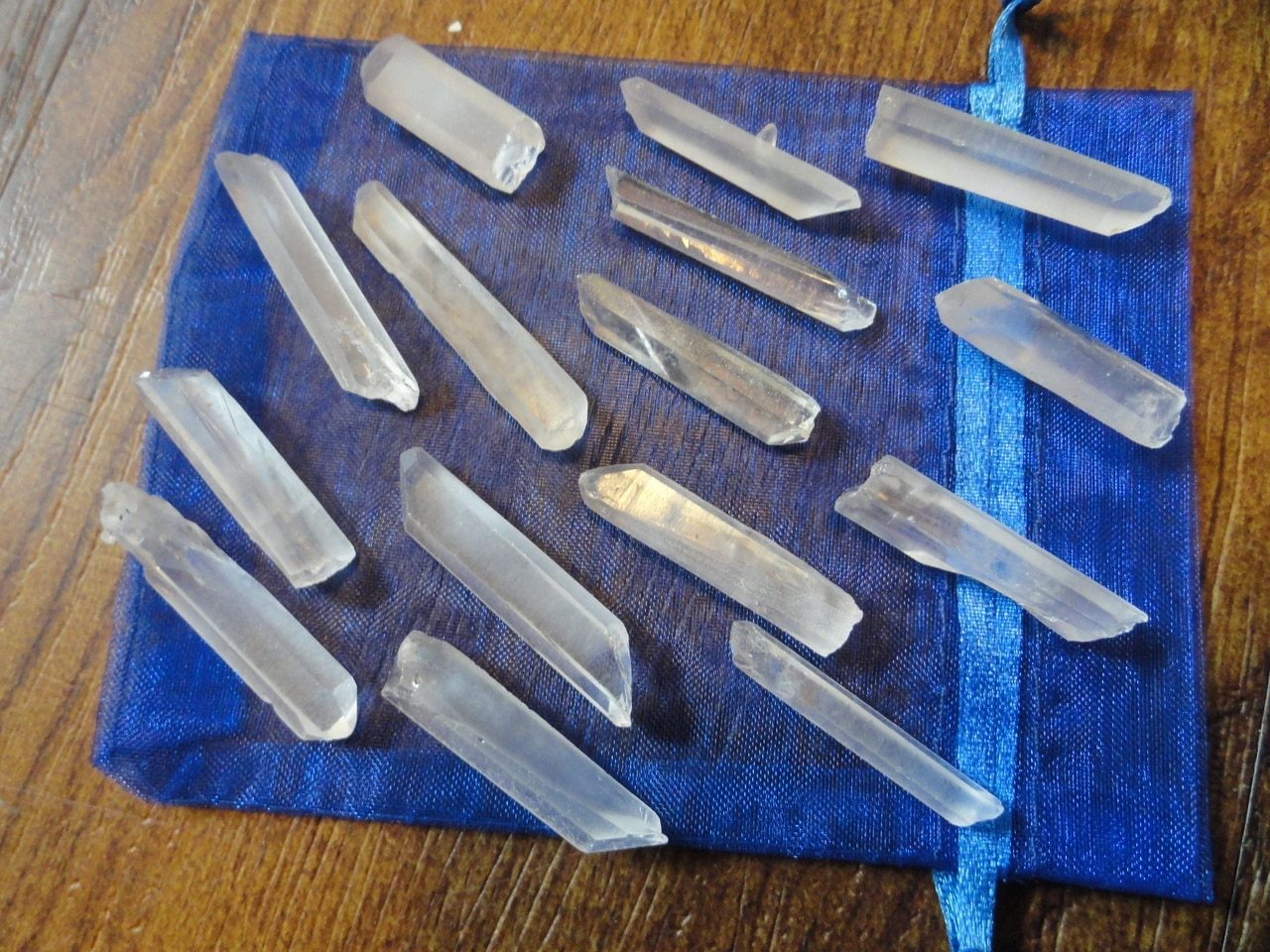 Set of 15 Natural "CLEAR QUARTZ POINTS" Ideal for Grid work or wire wrapping* - Earth Family Crystals