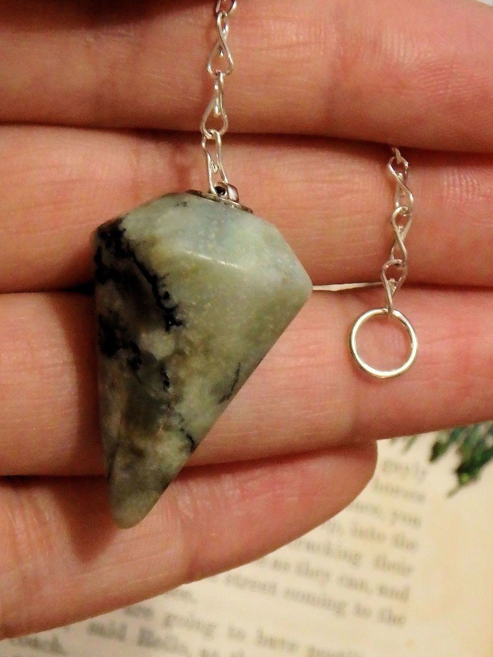 Creamy Green Emerald Pendulum - Earth Family Crystals