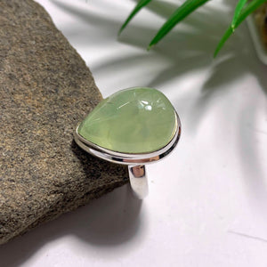 Beautiful Mint Green Prehnite With Epidote Threads Sterling Silver Ring (Size 6)