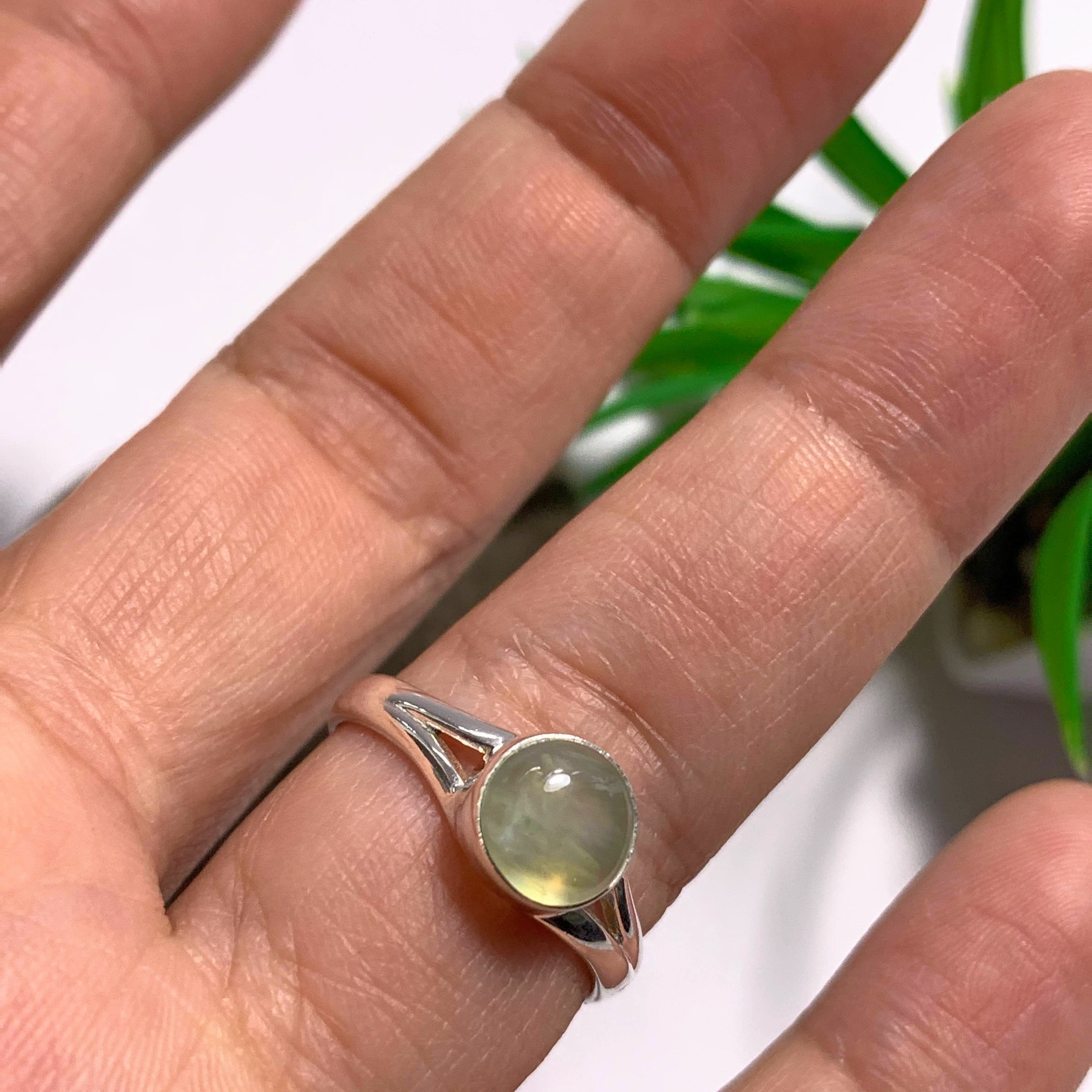 Cute Dainty Mint Green Prehnite Sterling Silver Ring (Size 8)