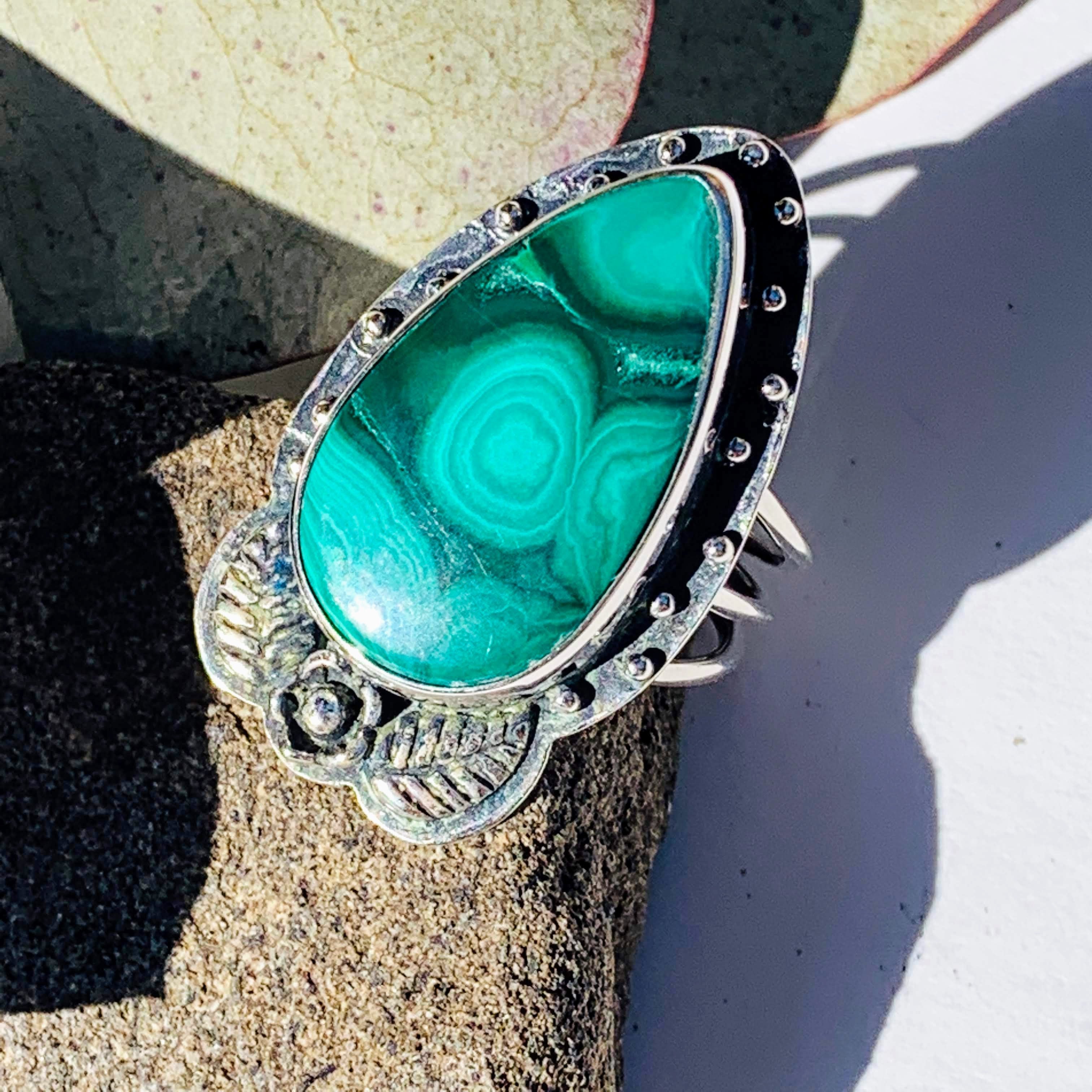 Chunky Flower Design~ Delightful Green Patterns Malachite Sterling Silver Ring (Size 8.5) - Earth Family Crystals