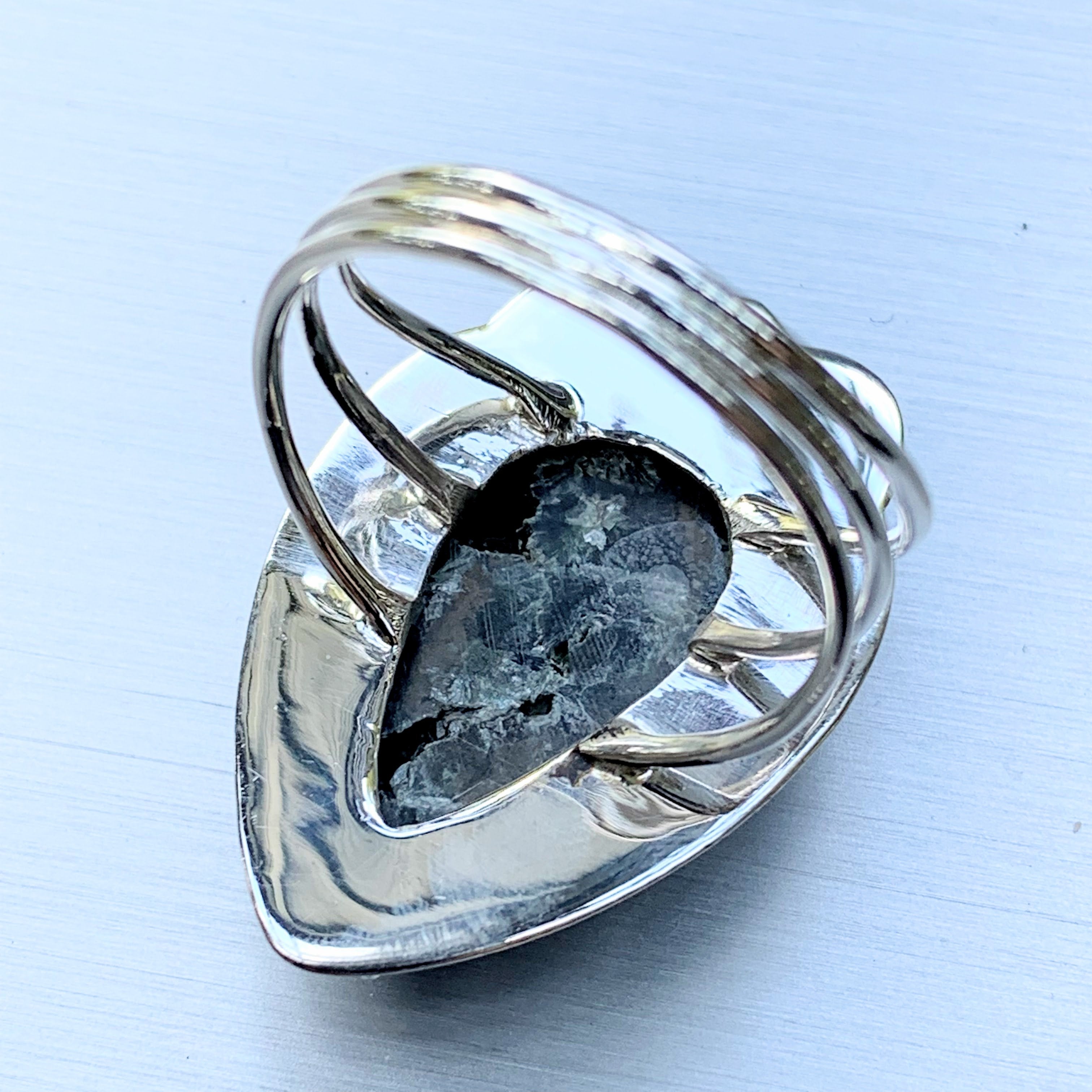 Flower Design~Silver & Forest Green Patterns Chunky Seraphinite  Ring in Sterling Silver (Size 12.5) - Earth Family Crystals