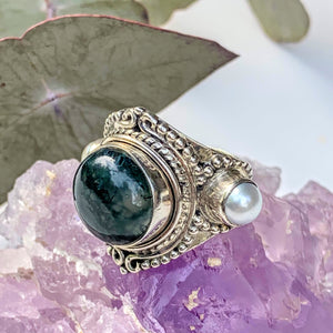 Chunky Moss Agate & Pearl Statement Ring in Sterling Silver (Size: 6.5) - Earth Family Crystals