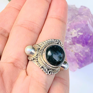 Chunky Moss Agate & Pearl Statement Ring in Sterling Silver (Size: 6.5) - Earth Family Crystals