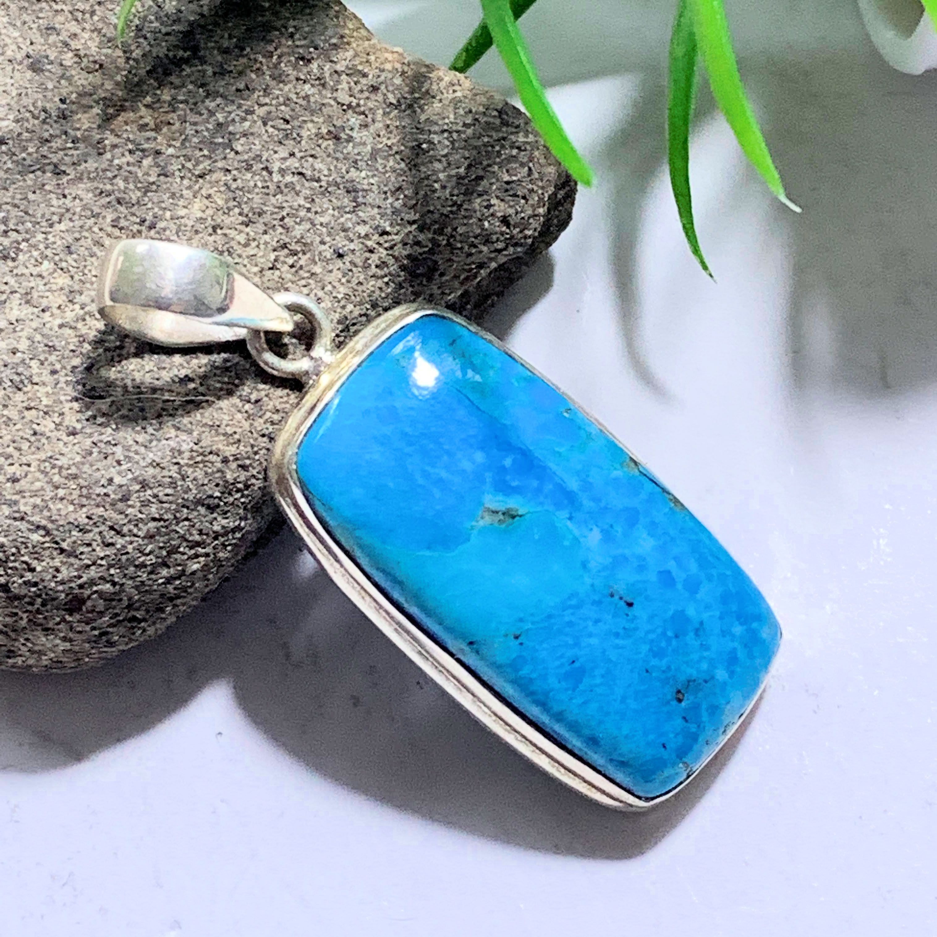 Vibrant Genuine Arizona Turquoise Sterling Silver Pendant (Includes Silver Chain)