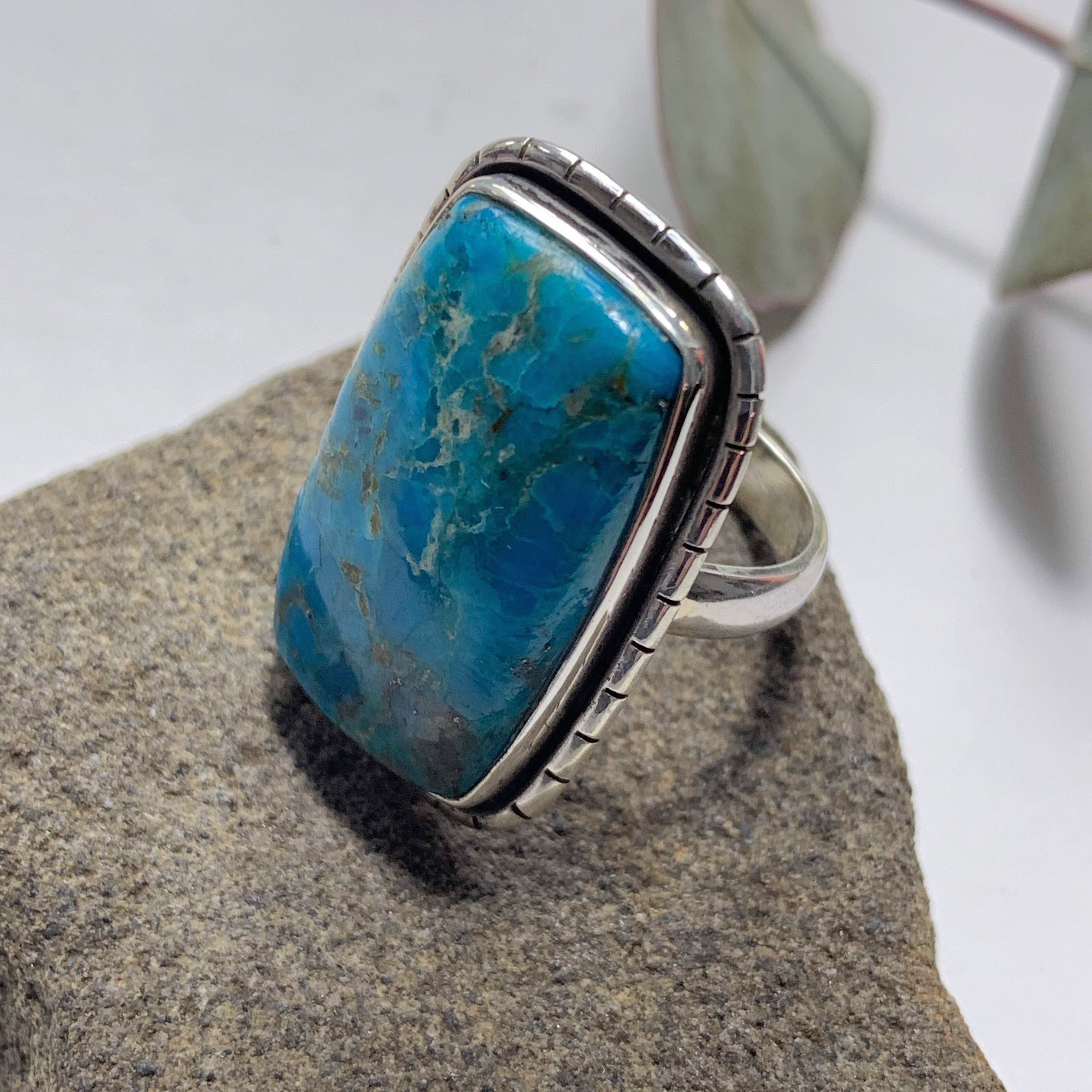 Vibrant Blue Genuine Arizona Turquoise Sterling Silver Ring (Size: 8.5 ) - Earth Family Crystals