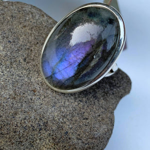 Pretty Pink & Purple Flash Labradorite Chunky Ring in Sterling Silver (Size 8.5) - Earth Family Crystals