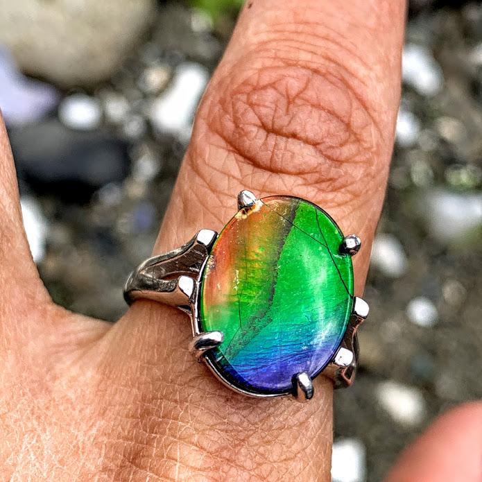 High Grade Quartz Capped Alberta Ammolite Ring in Sterling Silver (Size 9.5)
