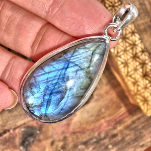 Ribbons of Blue Flash Labradorite Pendant in Sterling Silver (Includes Silver Chain) - Earth Family Crystals