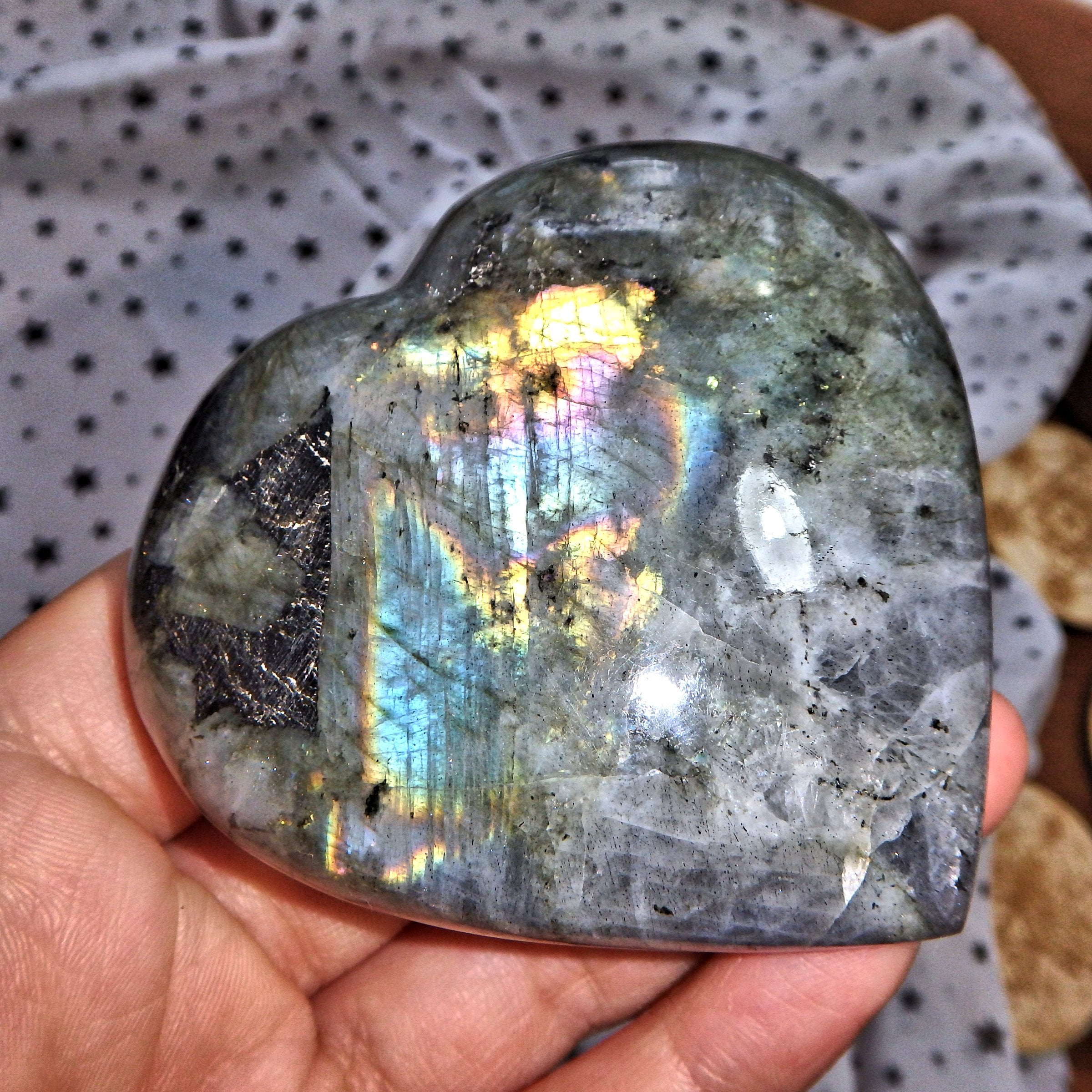 Rainbow Flashes Love Heart Labradorite Carving 8