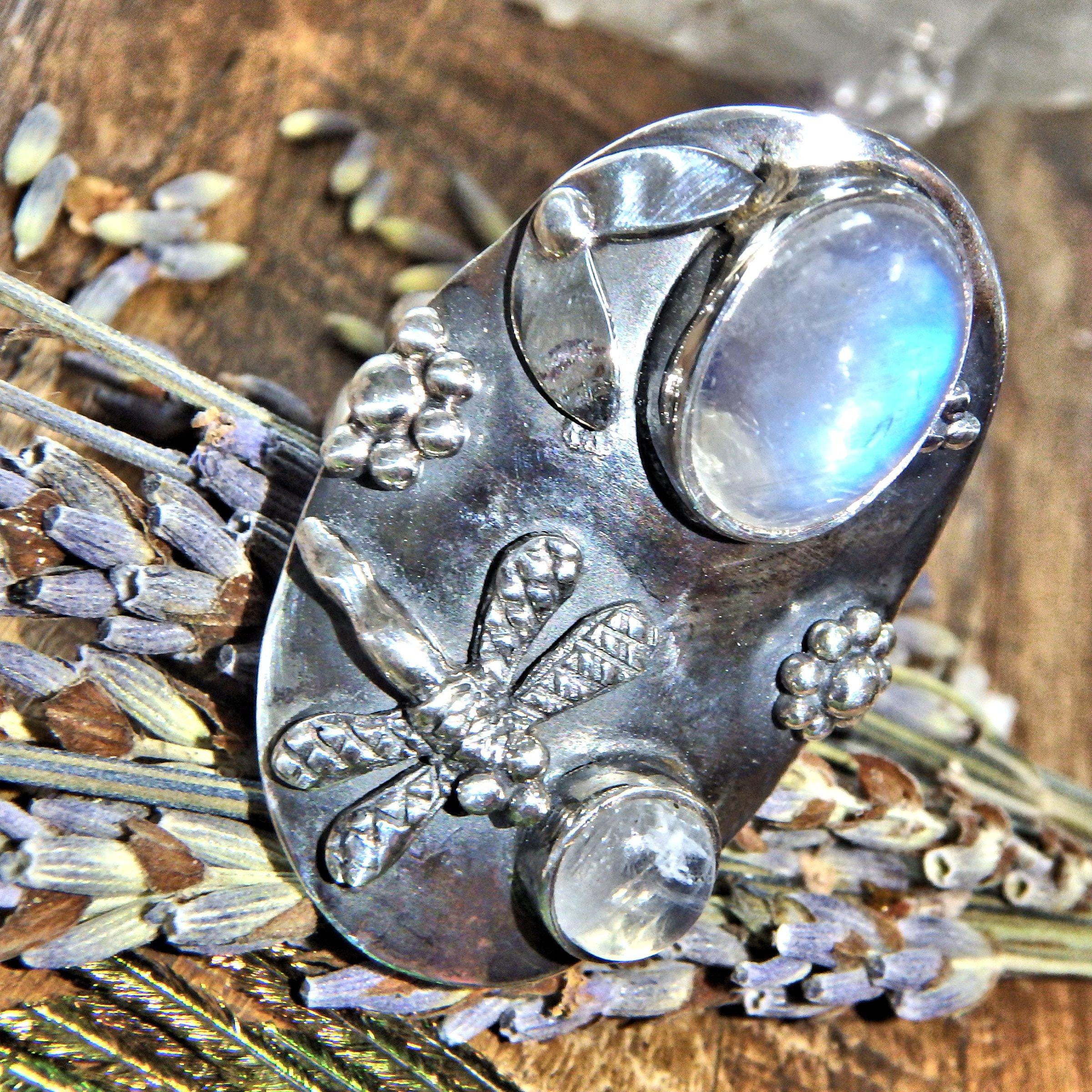 Chunky Dragonfly & Rainbow Moonstone Ring In Sterling Silver (Size 8) - Earth Family Crystals