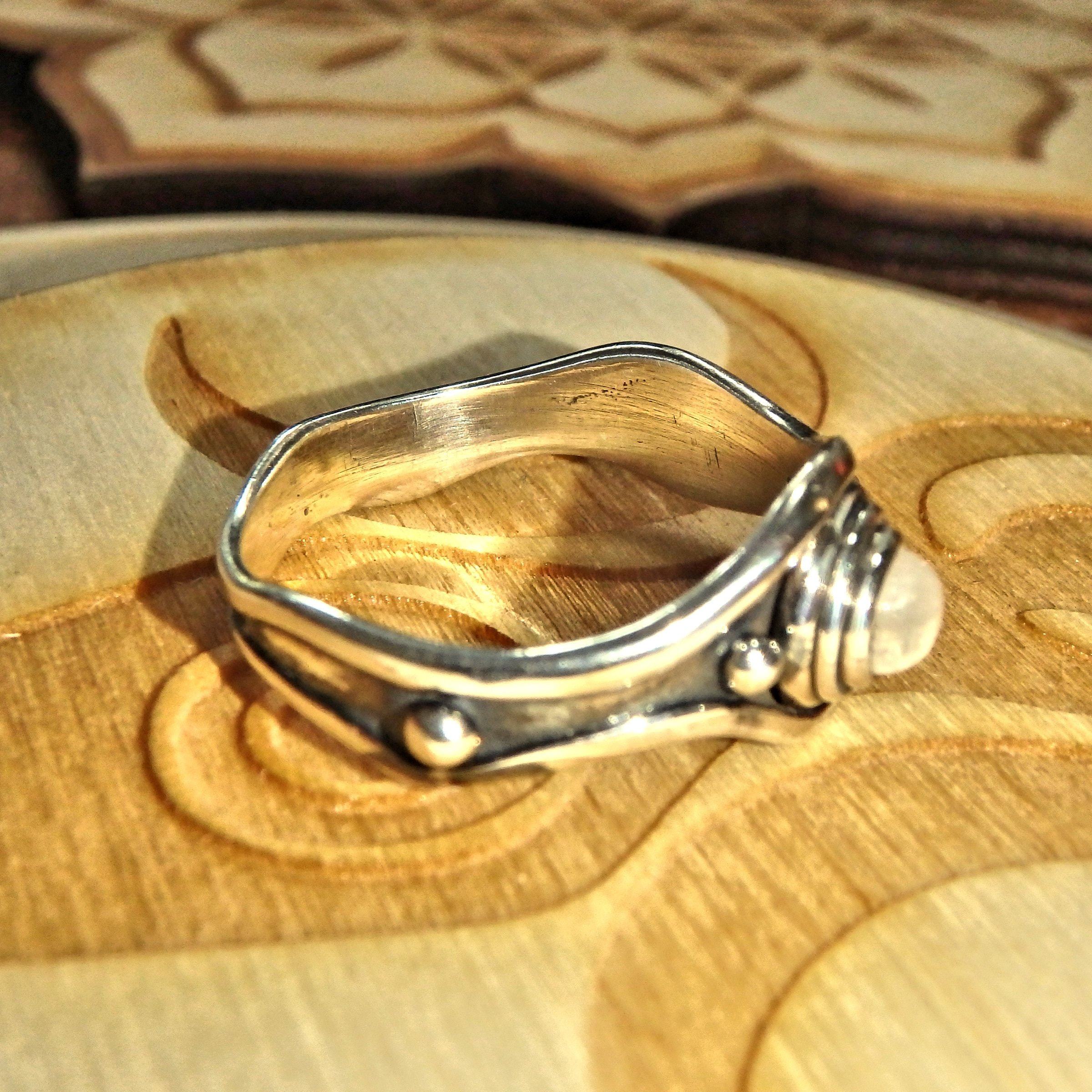 Cute Design Dainty Rainbow Moonstone Ring in Sterling Silver (Size 9) - Earth Family Crystals