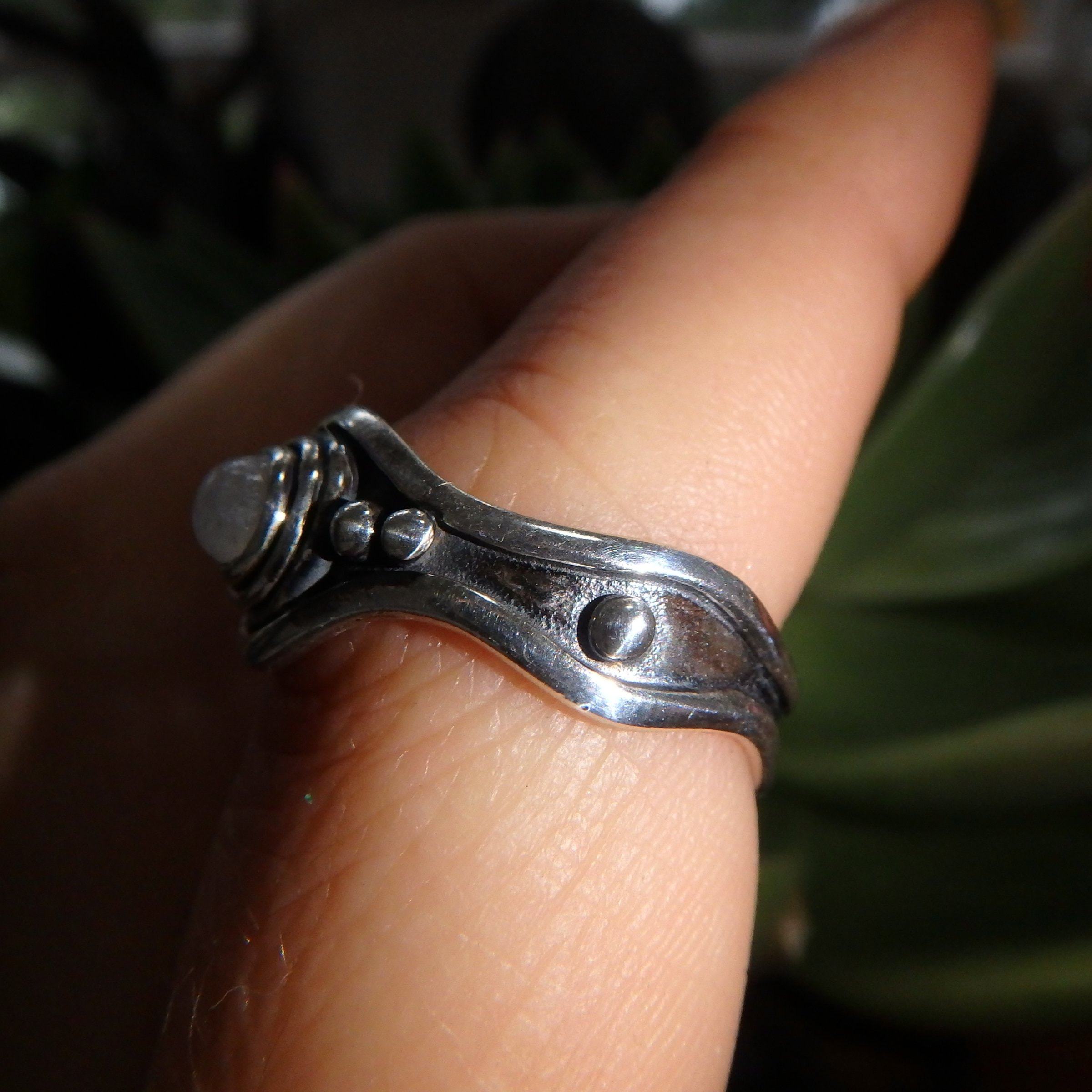 Cute Design Dainty Rainbow Moonstone Ring in Sterling Silver (Size 9) - Earth Family Crystals