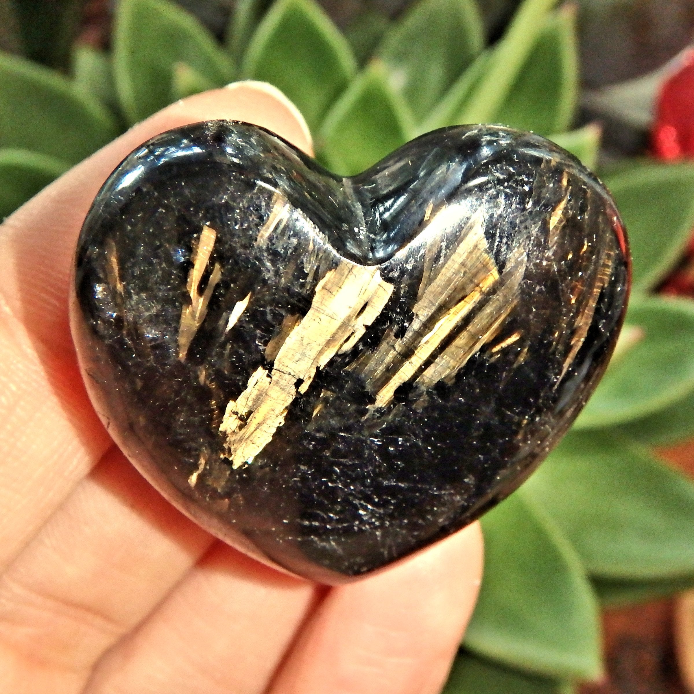 Pop Up Flashes Genuine Greenland Nuummite Love Heart 1 - Earth Family Crystals