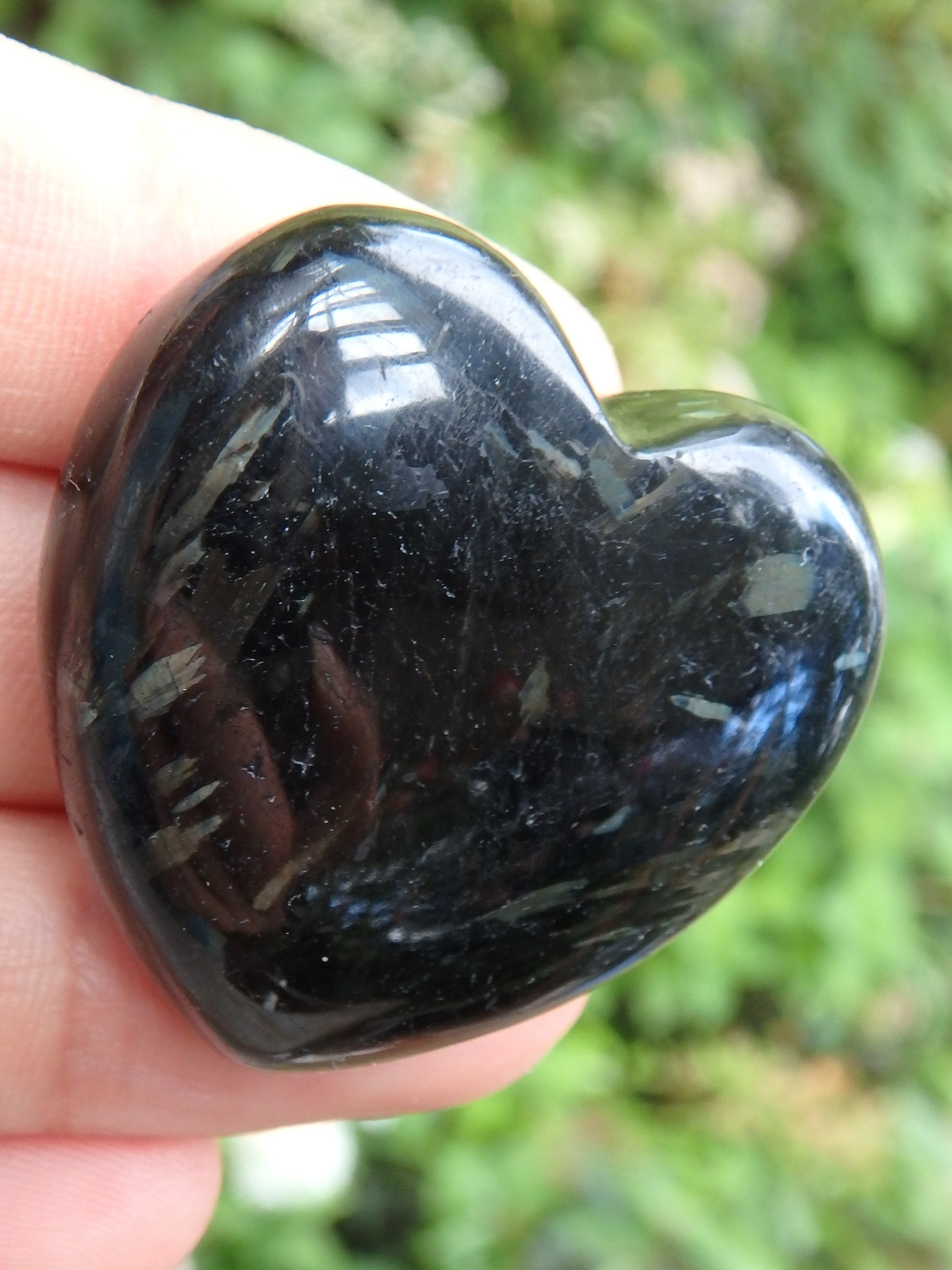 Rare & Genuine Delightful Golden Firework Flash Nuummite Love Heart From Greenland - Earth Family Crystals