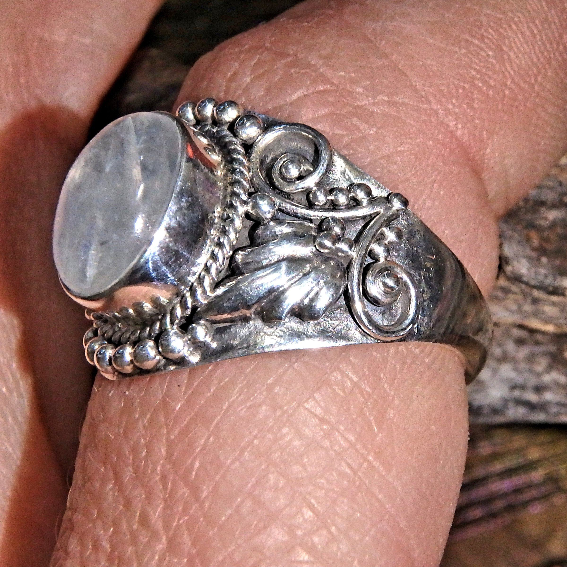 Elegant Design Blue Flashes Rainbow Moonstone Ring in Sterling Silver (Size 8) - Earth Family Crystals