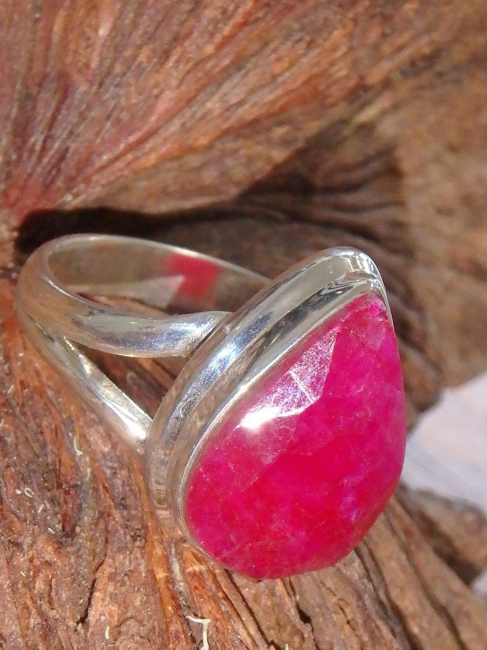 Raindrop Faceted Ruby Ring in Sterling Silver (Size 7) - Earth Family Crystals