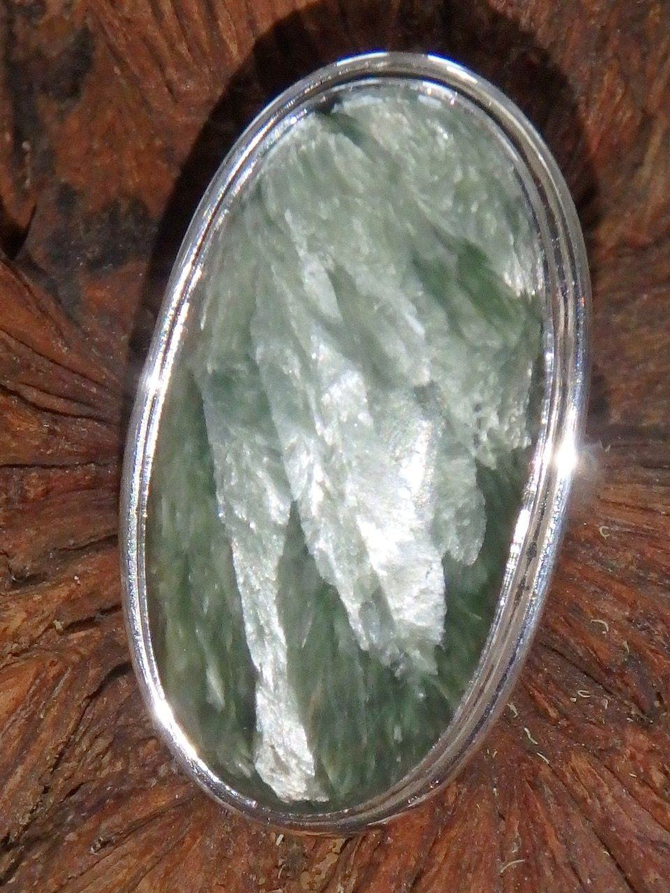 Angelic Silver Angel Wings Seraphinite Chunk Ring in Sterling Silver (Size 9) - Earth Family Crystals