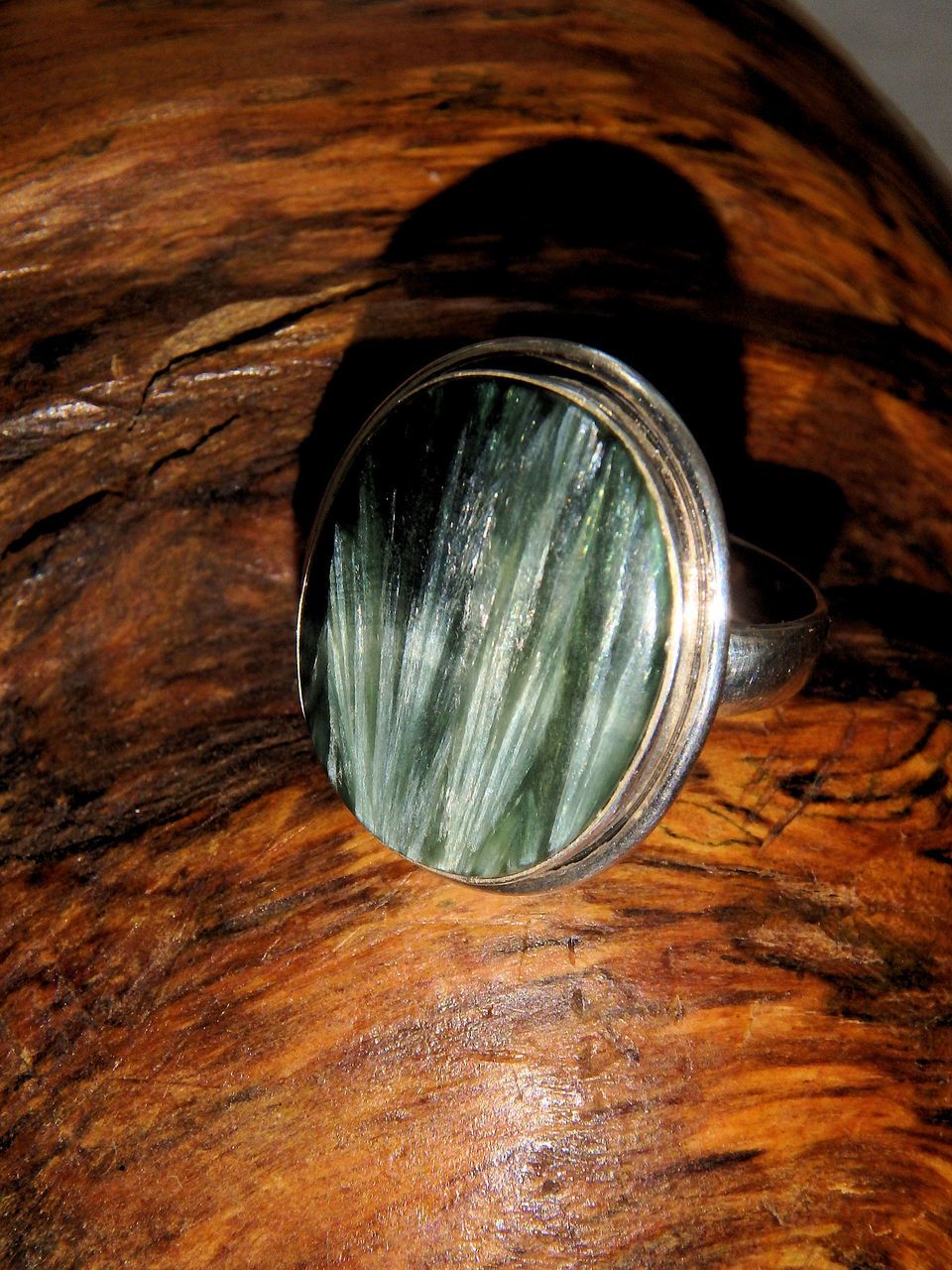 Shimmering Silver Feathers Seraphinite Ring in Sterling Silver (Size 10.5) - Earth Family Crystals