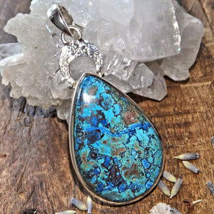 Pretty Color Contrast Shattuckite Sterling Silver Pendant (Includes Silver Chain)