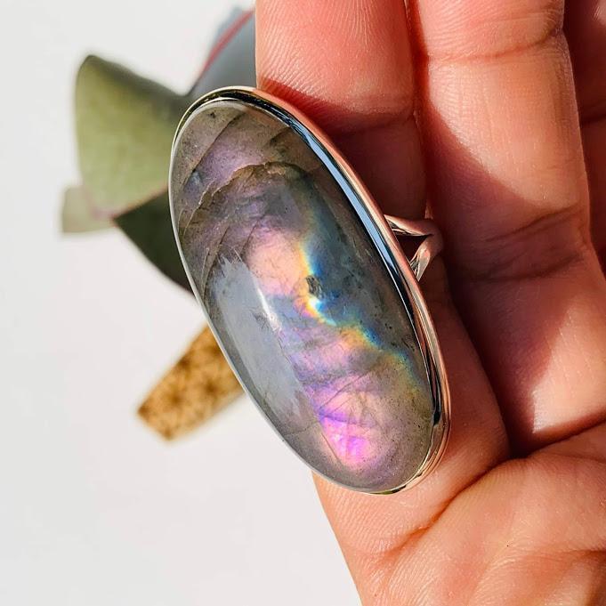 Chunky & Rare Purple & Pink Gorgeous Labradorite Gemstone Ring in Sterling Silver (Size 9) - Earth Family Crystals