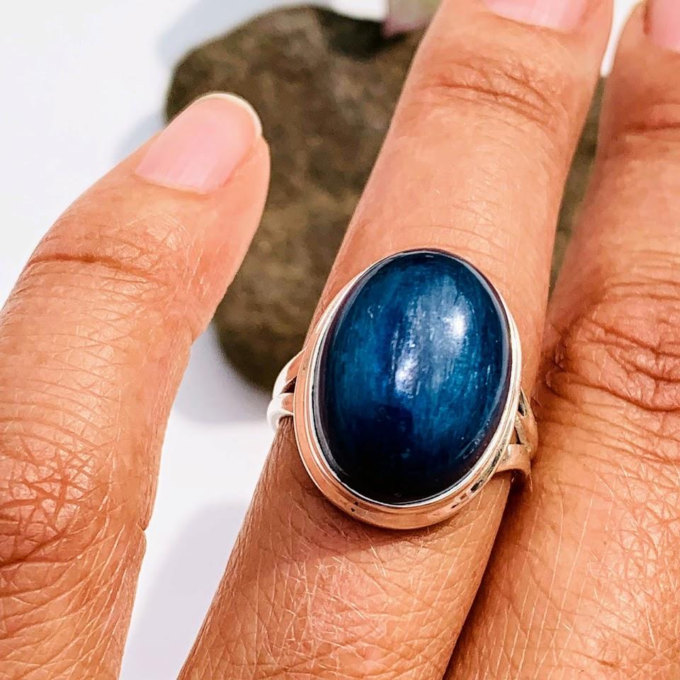 Fabulous Color Depth~Deep Blue Kyanite Sterling Silver Ring (Size 7) - Earth Family Crystals