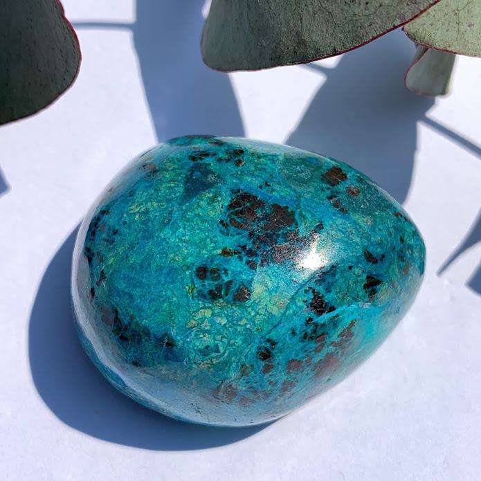 Fabulous Color Patterns Chrysocolla Palm Stone From Peru - Earth Family Crystals