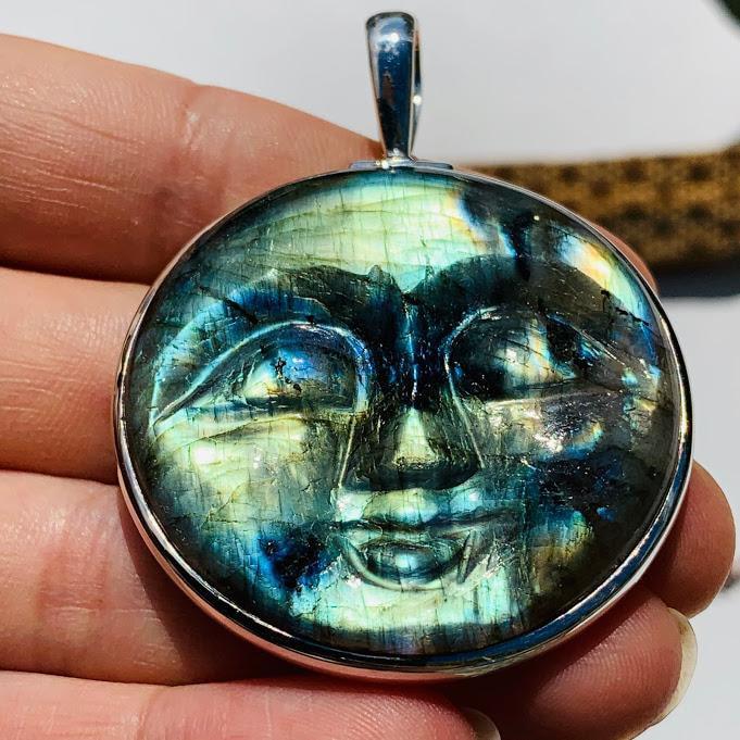 Amazing Tranquil Moon Goddess Face Labradorite Sterling Silver Pendant (Includes Silver Chain) #2 - Earth Family Crystals