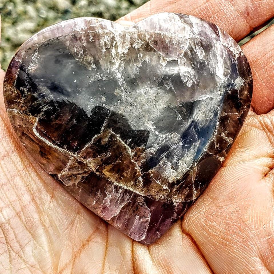 Fabulous Super 7 Love Heart Carving From Brazil #4 - Earth Family Crystals