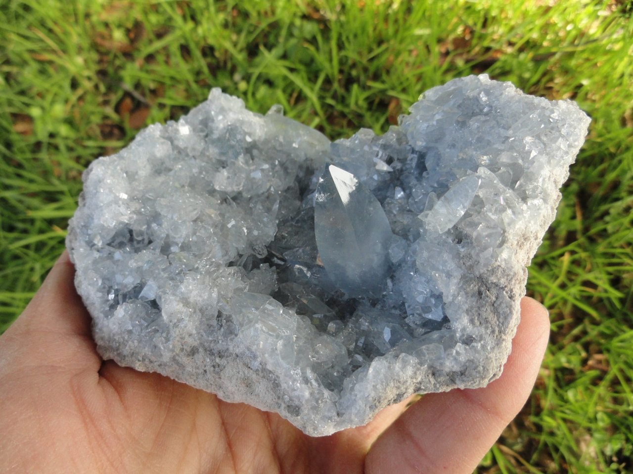 Sparkling Soft Blue CELESTITE CLUSTER ~ Accessing Angelic realms, Calming, Clear communication* - Earth Family Crystals