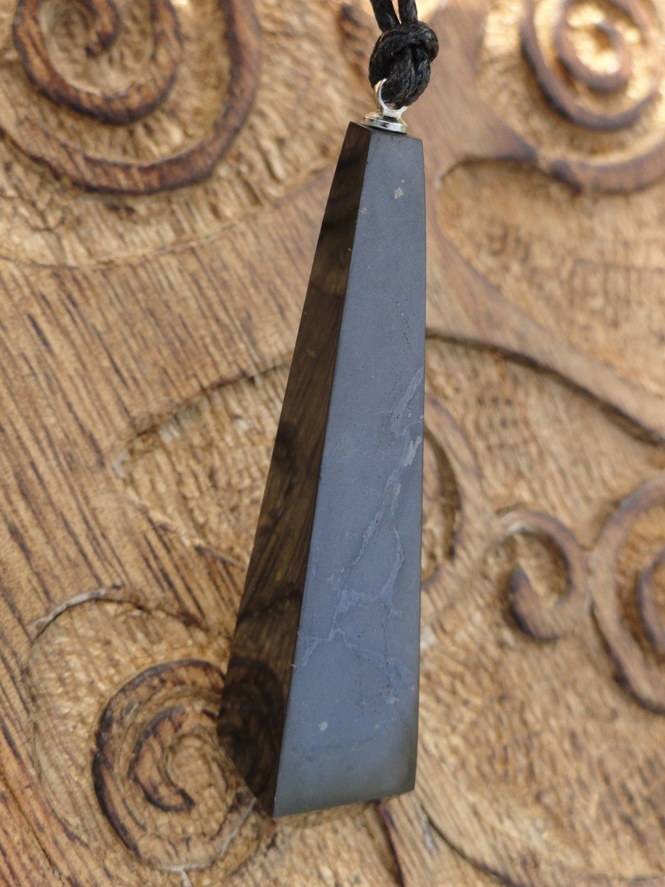 EMF Protective Black SHUNGITE NECKLACE* - Earth Family Crystals