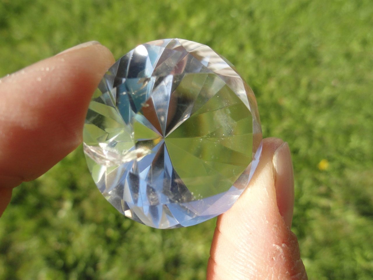 Sparkling Diamond Cut CLEAR QUARTZ CRYSTAL* - Earth Family Crystals