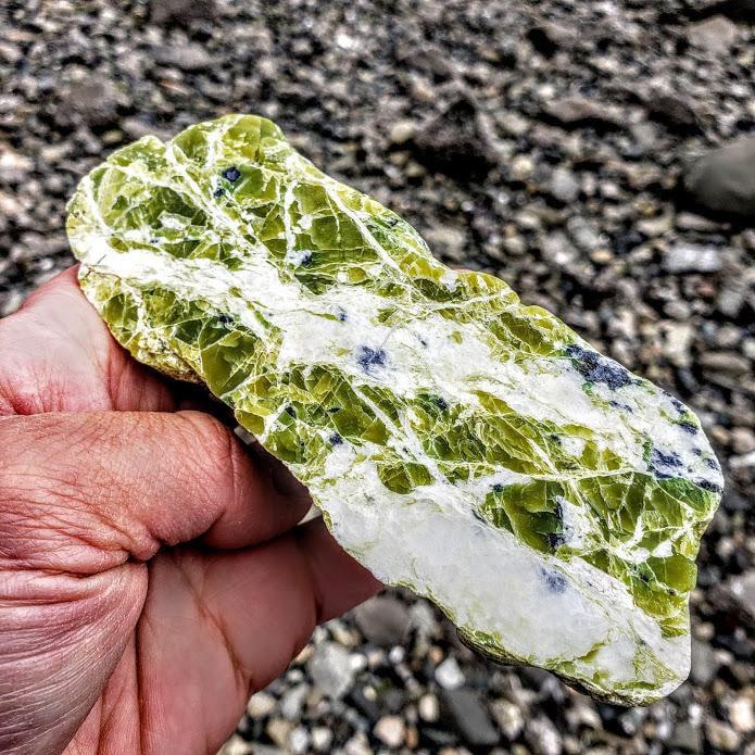 Chunky & Raw Smooth Green Serpentine Specimen From Washington, USA - Earth Family Crystals