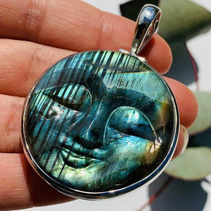 Amazing Tranquil Moon Goddess Face Labradorite Sterling Silver Pendant (Includes Silver Chain) #4 - Earth Family Crystals