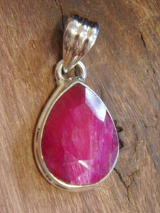 Vibrant Cranberry Faceted Ruby Gemstone Pendant in Sterling Silver (Includes Silver Chain) - Earth Family Crystals