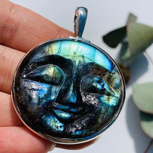 Amazing Tranquil Moon Goddess Face Labradorite Sterling Silver Pendant (Includes Silver Chain) #6 - Earth Family Crystals